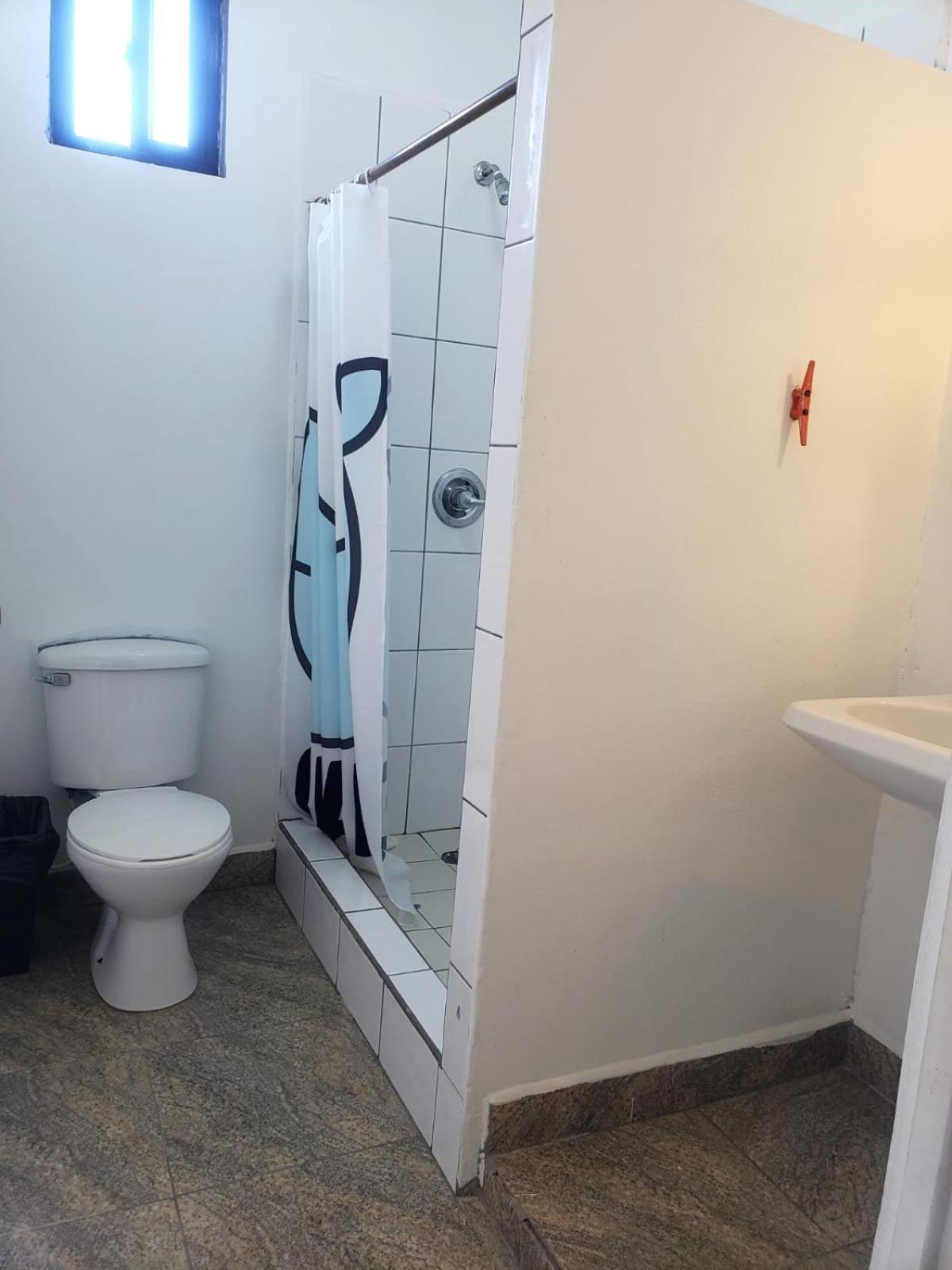 Beach Club Budget Rooms At Popeyes Caye Caulker Exterior foto